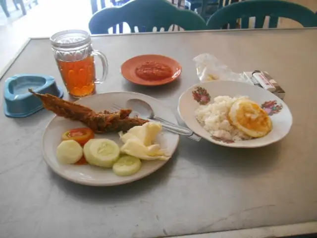 Gambar Makanan Warung Makan Bu Mur 4