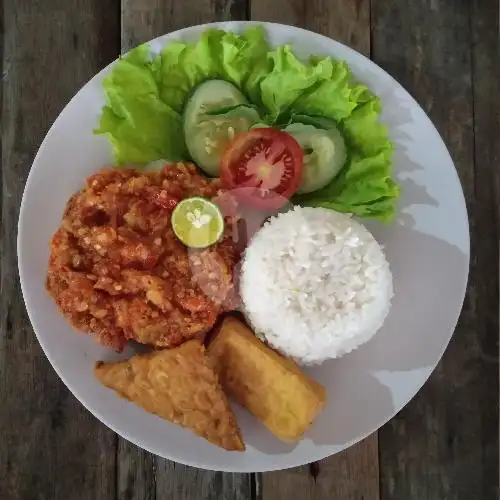 Gambar Makanan Nasi Tempong Penyetan Mbak Nur-Renon, Denpasar Selatan/Denpasar. 1