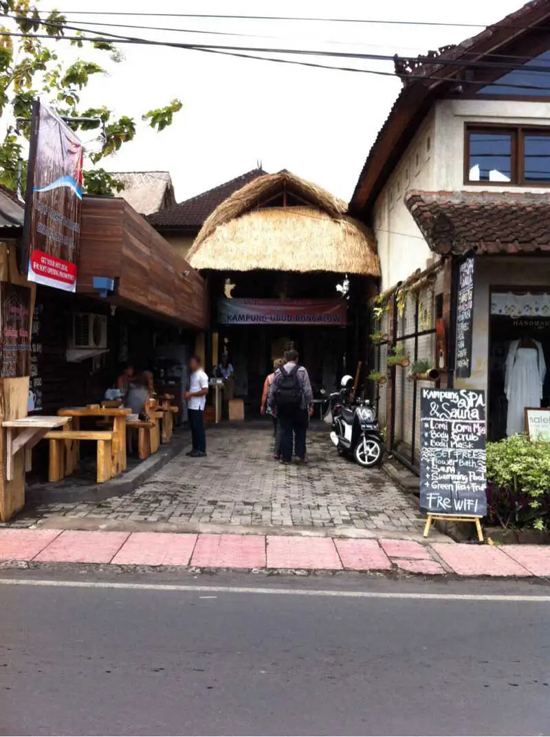 Kampung Ubud Coffee Shop