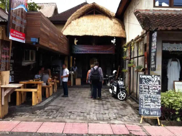 Gambar Makanan Kampung Ubud Coffee Shop 1