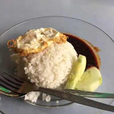 Nasi Lemak Ayam Sambal