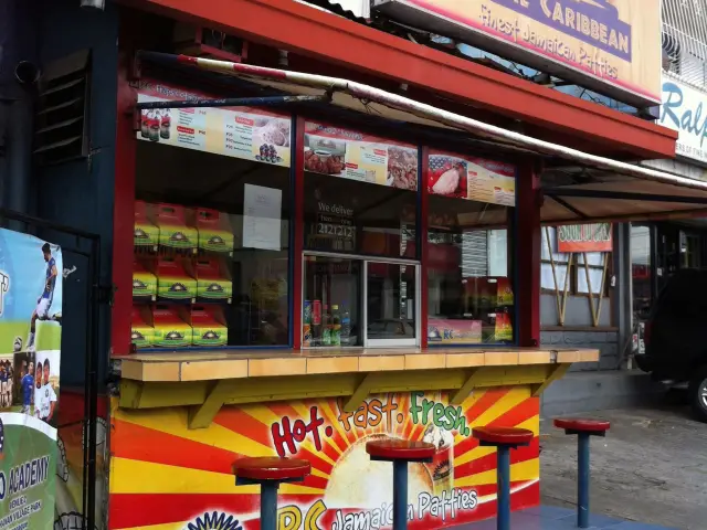 Royal Caribbean Jamaican Patties Food Photo 2