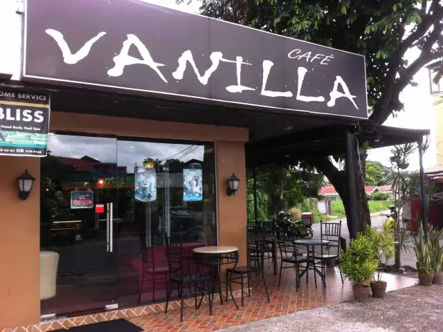Cafe Vanilla Food Photo 2