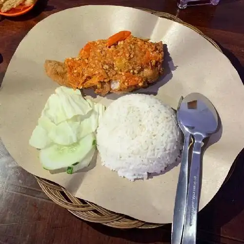 Gambar Makanan Ayam Geprek BangSur, Gaperta Ujung 1