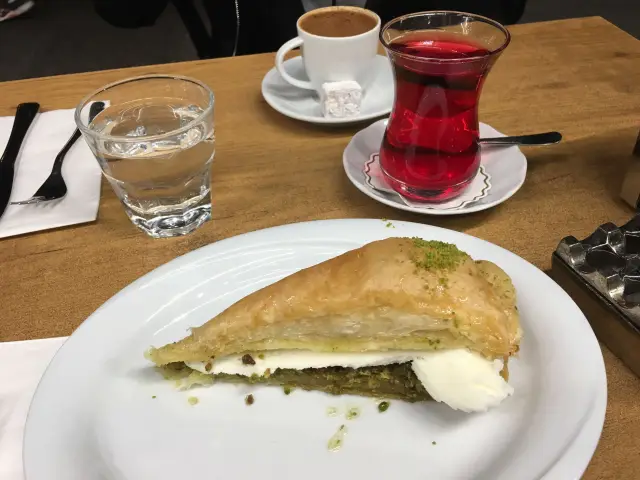 Faruk Güllüoğlu'nin yemek ve ambiyans fotoğrafları 66