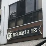 Pi Breakfast & Pies Food Photo 1