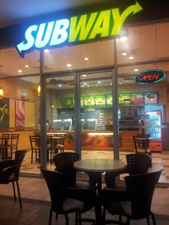 SUBWAY