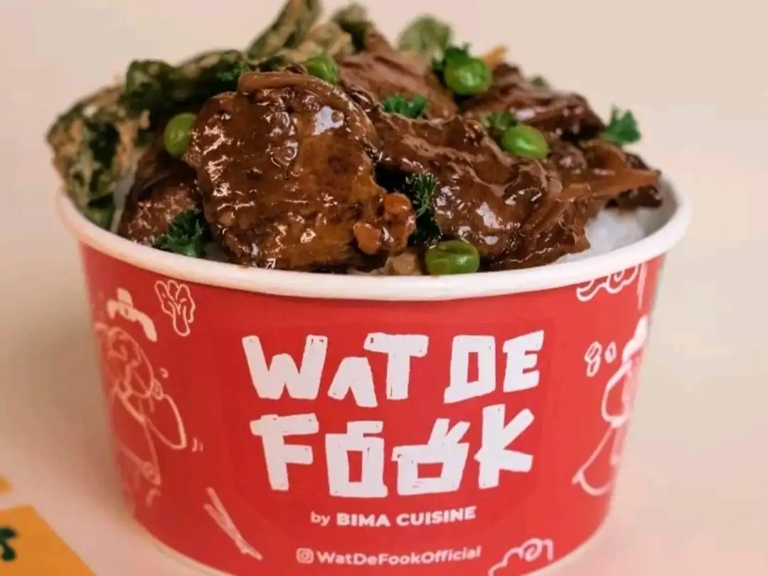 Wat De Fook, Kelapa Gading