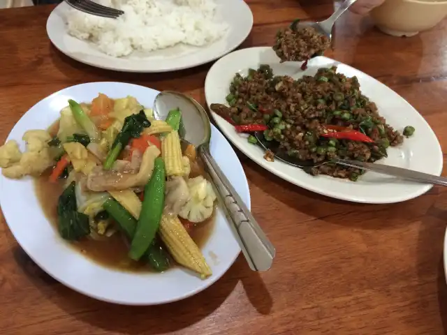 Khun De Thai Restaurant Food Photo 8