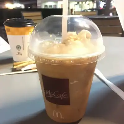 McDonald's Dessert Kiosk