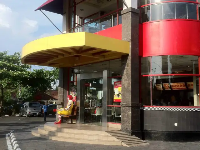 Gambar Makanan McDonald's 3