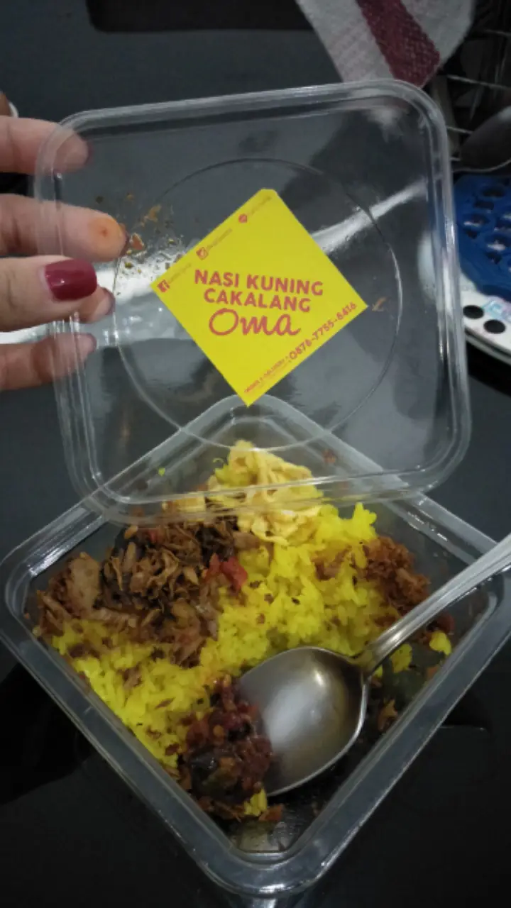 Nasi Kuning Cakalang Oma