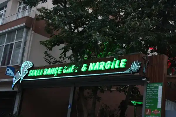 Saklı Bahçe Cafe &amp; Nargile'nin yemek ve ambiyans fotoğrafları 2