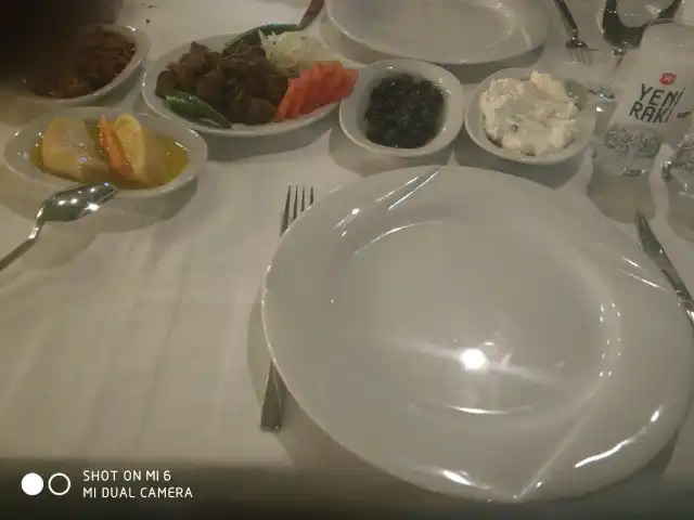 Bursa Fenerbahçeliler Derneği Lokali'nin yemek ve ambiyans fotoğrafları 5
