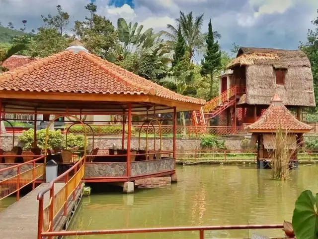 Gambar Makanan Kampung Pago 2