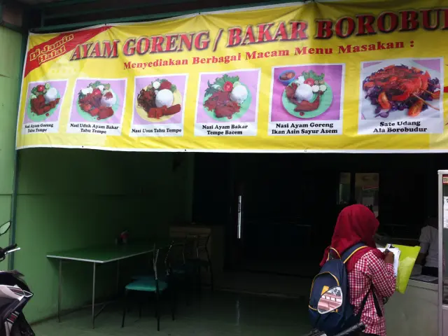 Gambar Makanan Ayam Goreng/Bakar Borobudur 6