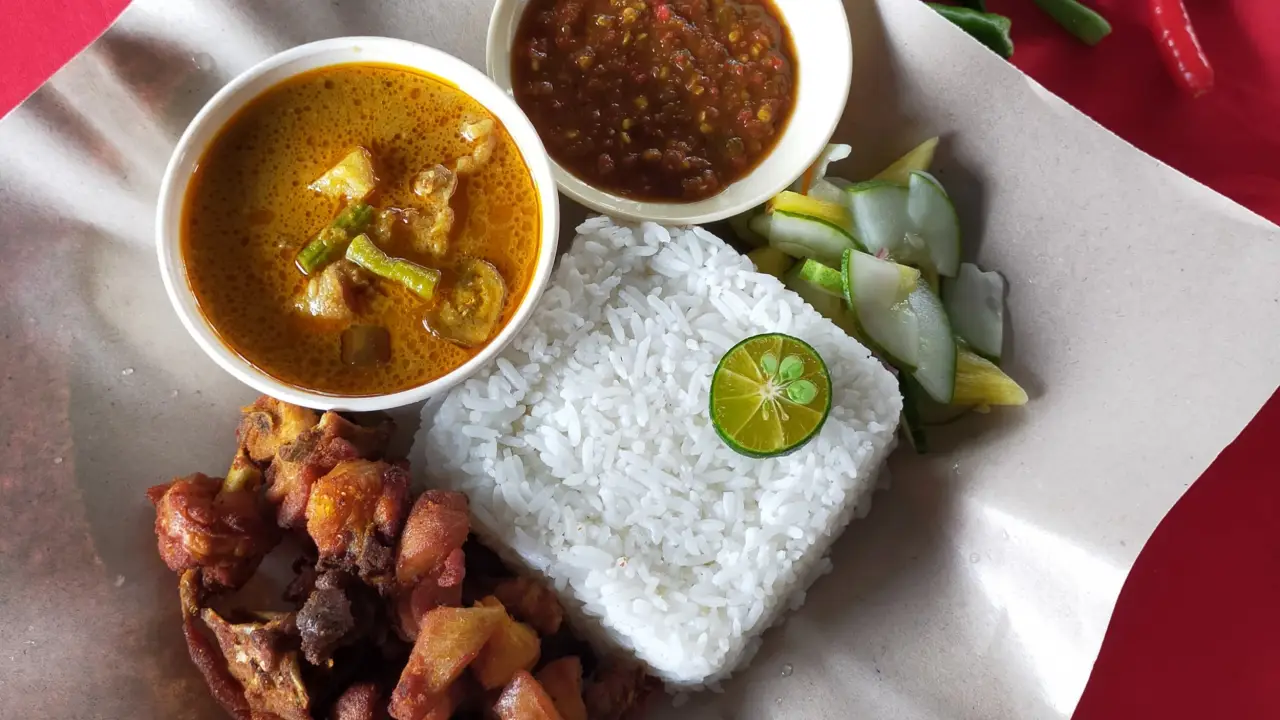 Nasi Berlauk Pak Abu Chukai