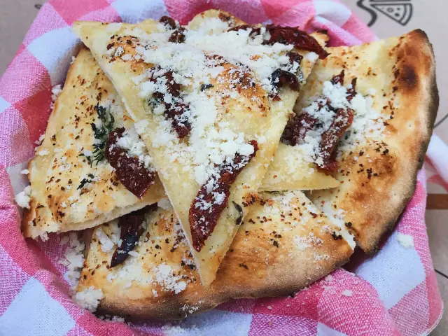 Emporio Pizza & Pasta'nin yemek ve ambiyans fotoğrafları 25