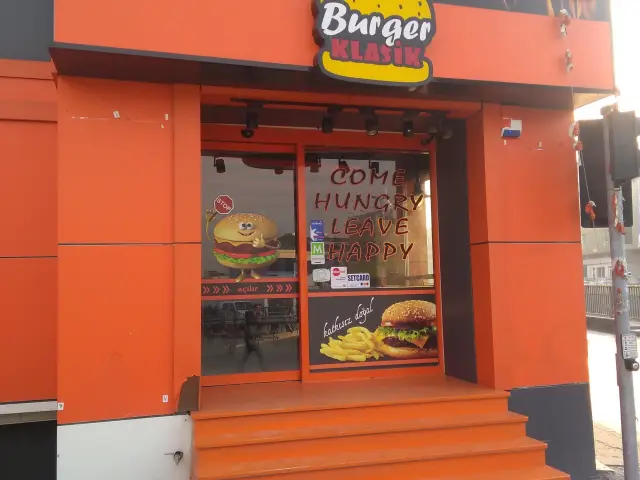 Burger Klasik'nin yemek ve ambiyans fotoğrafları 1