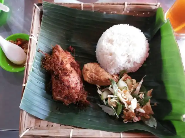 Gambar Makanan Ayam Penyet Suroboyo 9