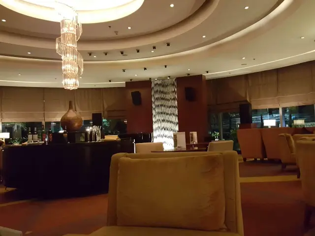 The Lounge - New Coast Hotel Manila Food Photo 13