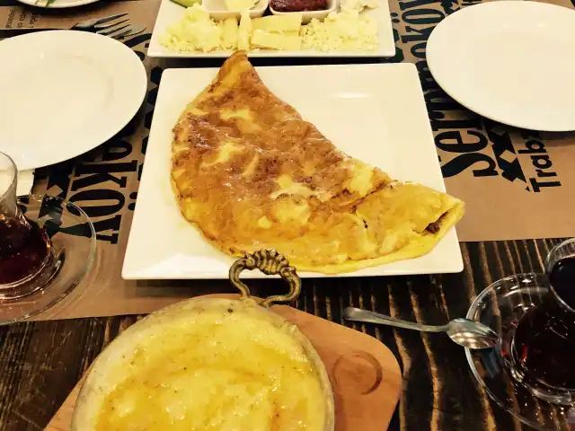 Trabzon Serpmeköy Kahvaltısı'nin yemek ve ambiyans fotoğrafları 43