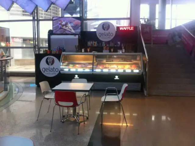 Gelato Ice & Cafe