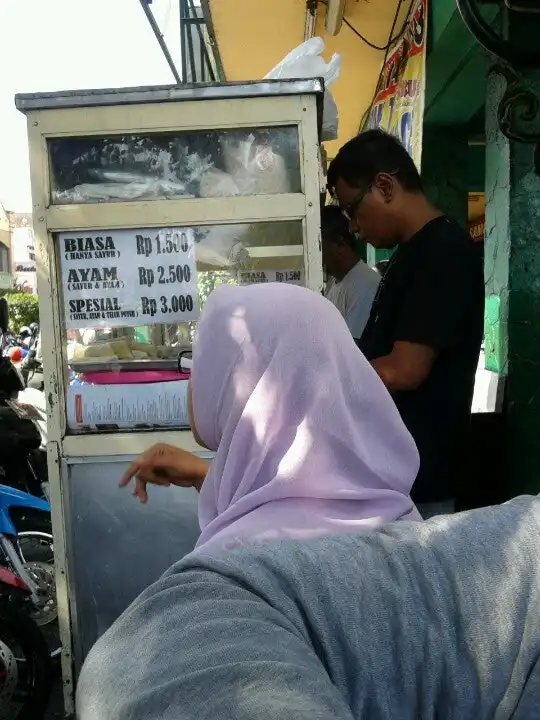 Gambar Makanan LUMPIA MALIOBORO 4