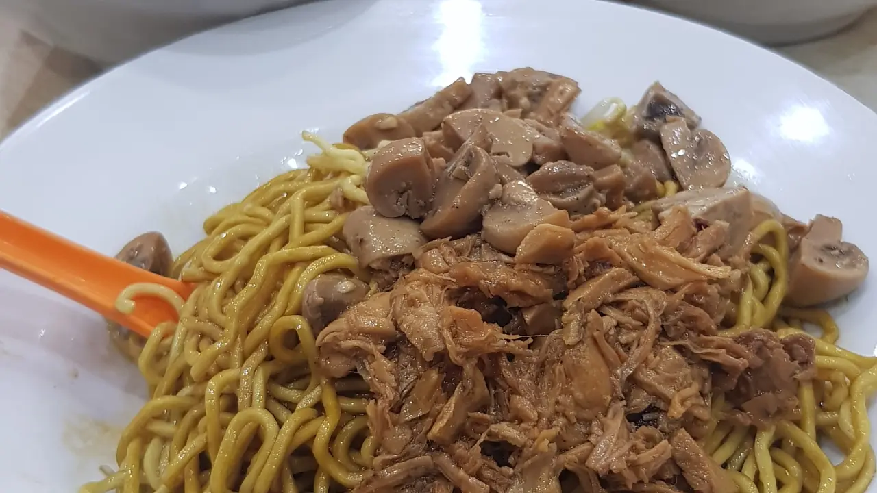 Bakmie Aloi