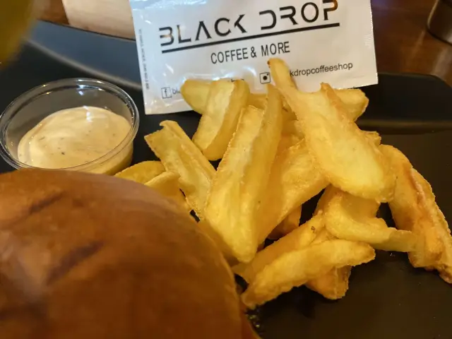 Black Drop Burger'nin yemek ve ambiyans fotoğrafları 34