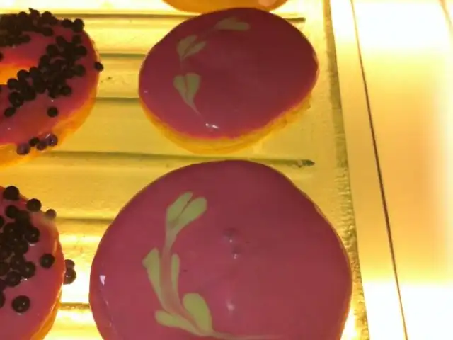 Polka Donuts