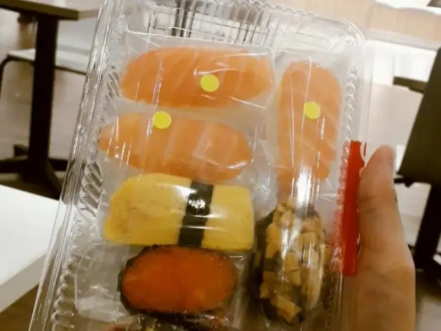Gambar Makanan Sushi & Sashimi 6