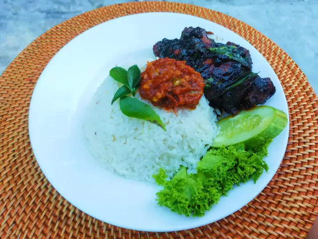 Nasi Ayam Kicap Budak Kurus