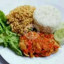 Gambar Makanan AAC Resto, Kalipuro 10