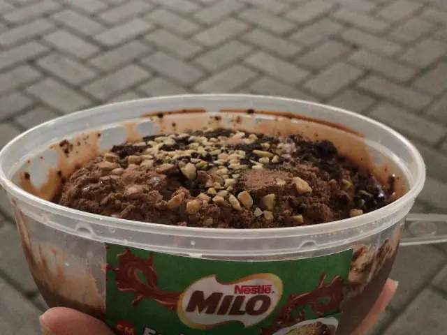 Gambar Makanan Es Kepal Milo Viral 2