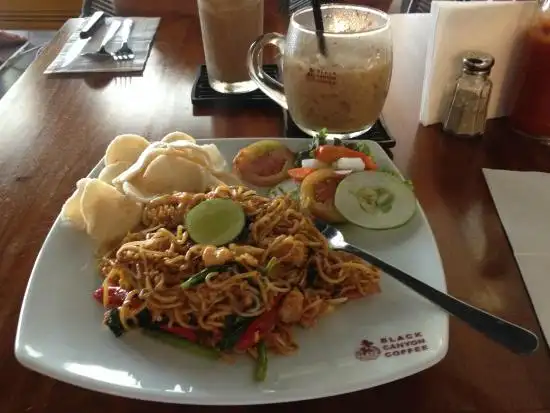 Gambar Makanan Black canyon coffee 9