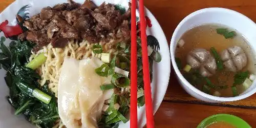 Mie Ayam Bakso ''Pak De'', Mie Ayam Bakso Pak D