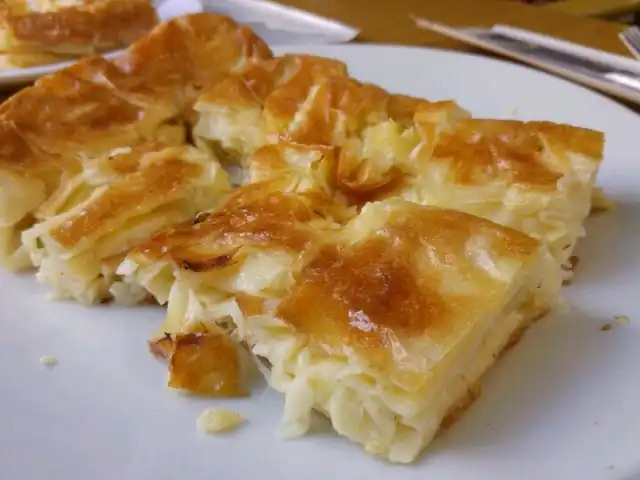Cumhuriyet Ekmek Pasta Bistro'nin yemek ve ambiyans fotoğrafları 11