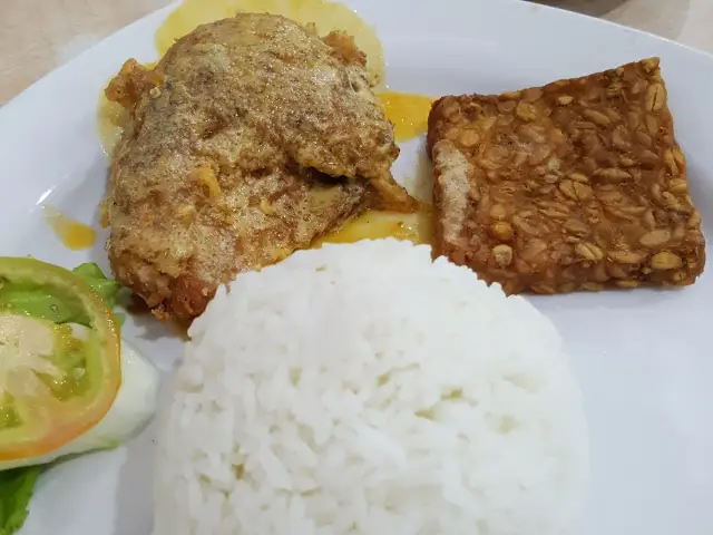 Gambar Makanan AyamTulangLunakHayamWuruk 13