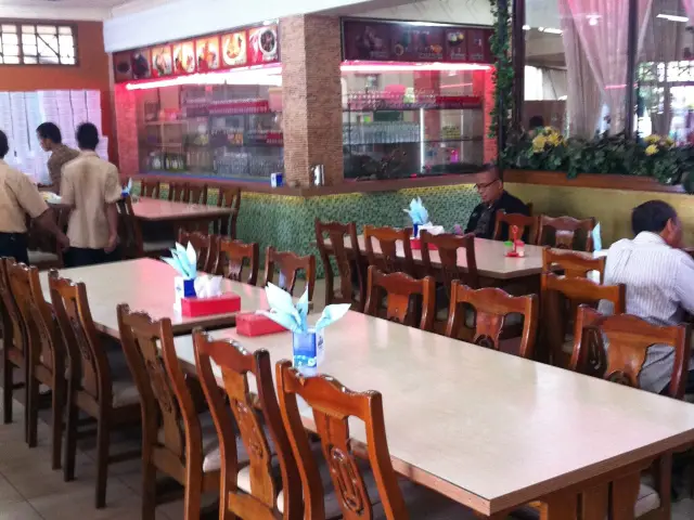 Gambar Makanan Restoran Padang Trio Jumbo 4