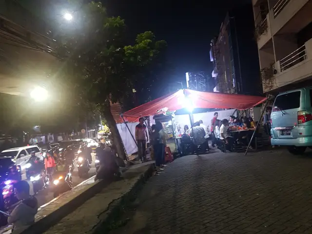 Gambar Makanan Bubur Ayam Khas Radio Dalam 1