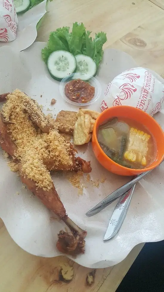 Gambar Makanan Ayam Goreng Karawaci Gresik 2