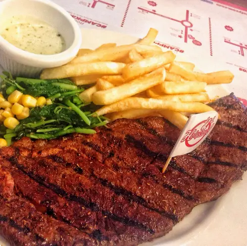 Gambar Makanan Steak Hotel by Holycow! 17