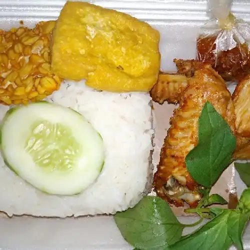 Gambar Makanan Ayam Bakar Mba Mia Catering, RE Martadinata 6