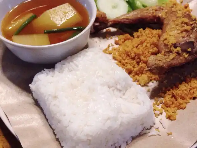 Gambar Makanan Ayam Kremes Bu Tjondro 13