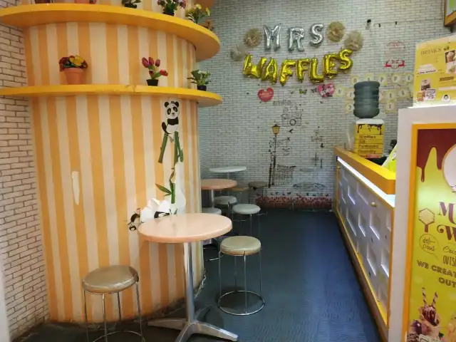 Gambar Makanan Mrs. Waffles 4