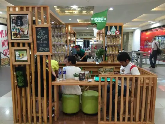 Mooshi Green Bar