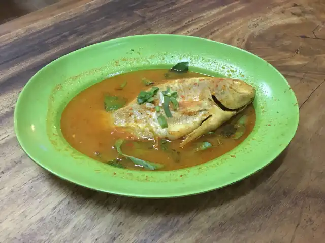 Gambar Makanan Gule Kepala Ikan Bang Jo 9