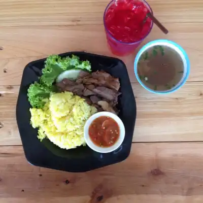 Halia Kitchen, Nasi Daging Bakaq