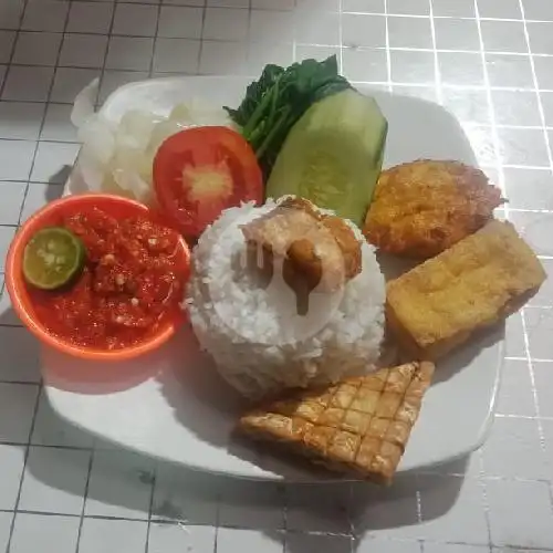 Gambar Makanan Nasi Tempong Mbak Nur, Tukad Badung 18